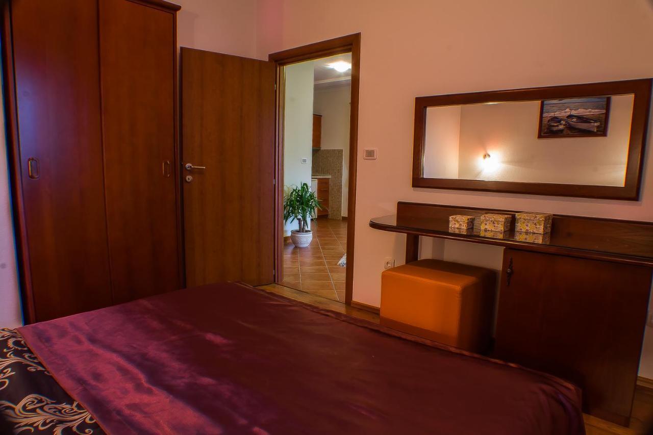 Dmm Apartments 蒂瓦特 外观 照片