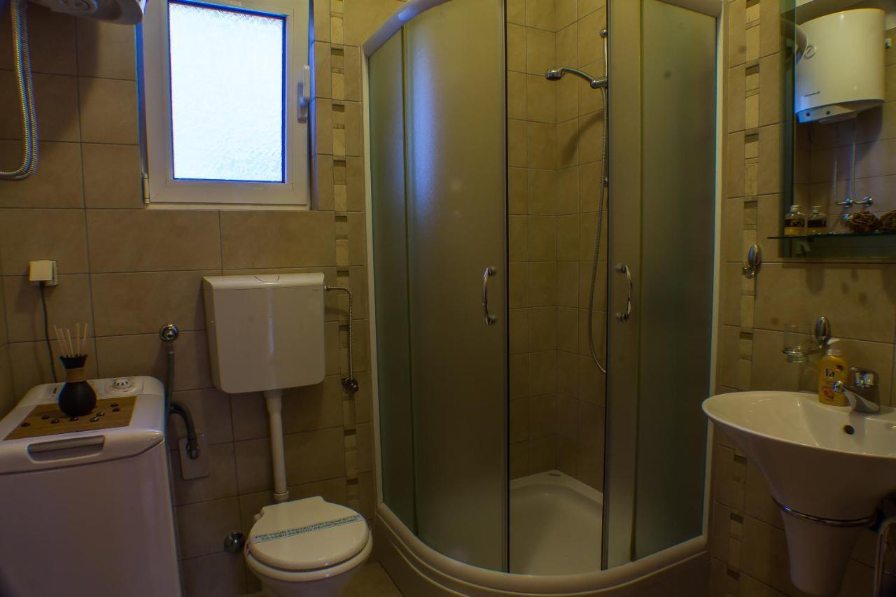 Dmm Apartments 蒂瓦特 外观 照片