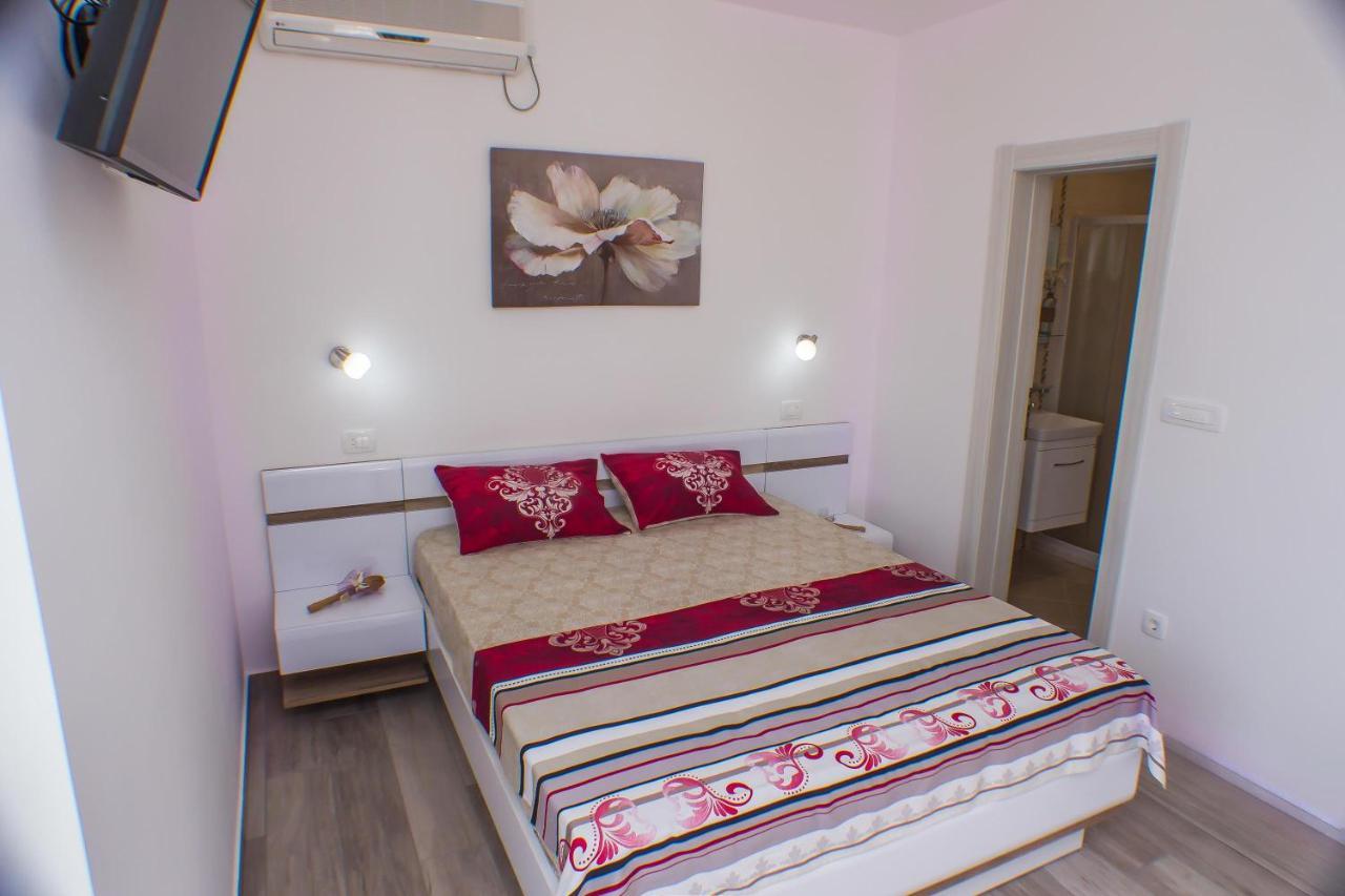 Dmm Apartments 蒂瓦特 外观 照片